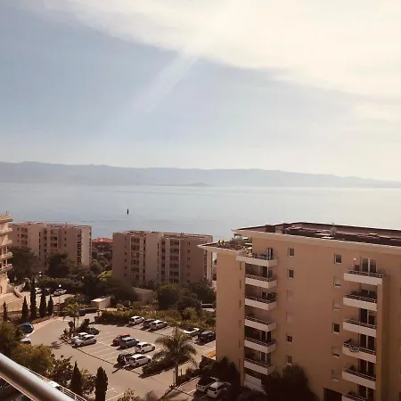 Appartement F2 Grand Standing